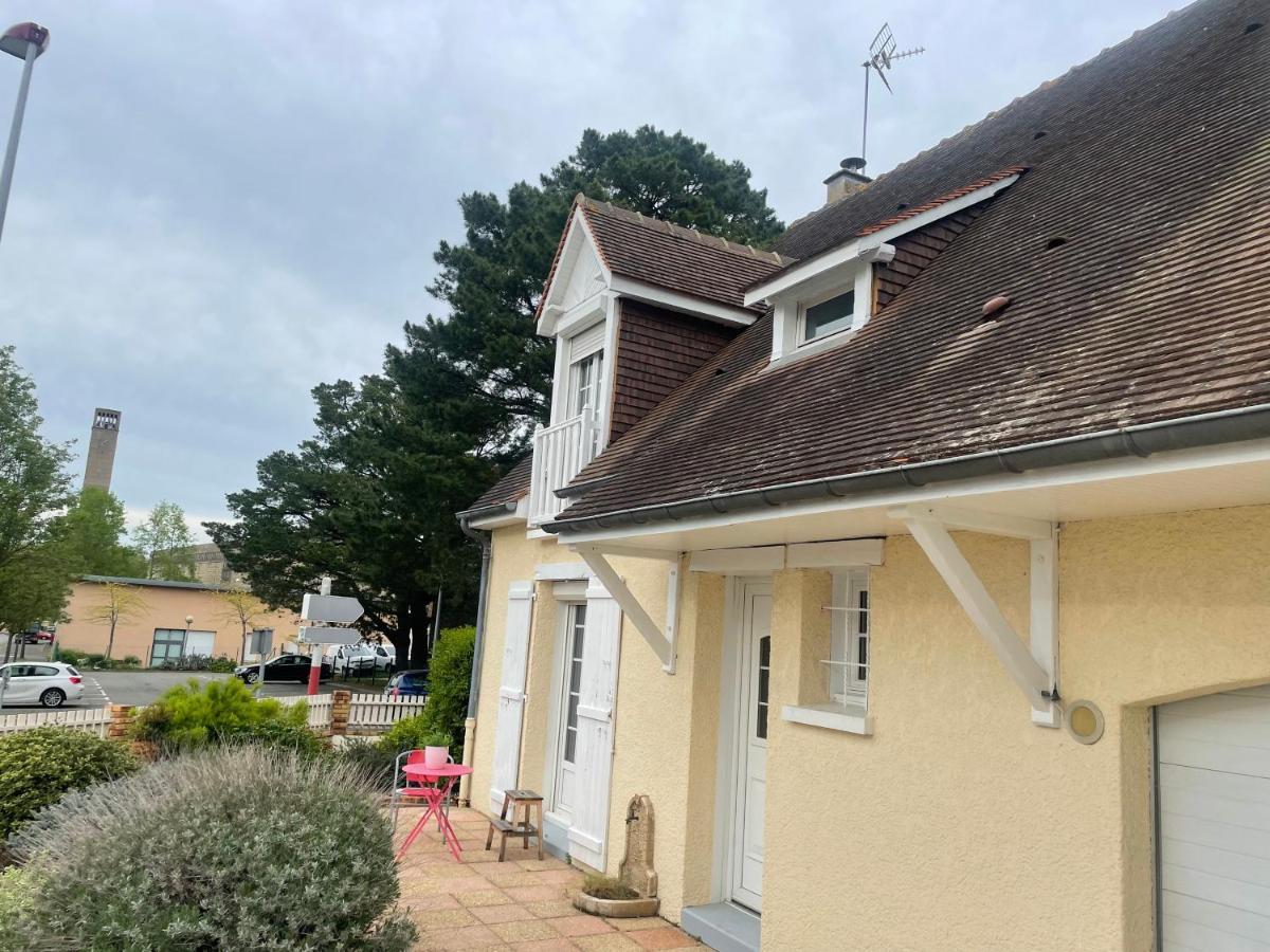 Maison 10/12 Pers Tres Proche Circuit Le Mans Exterior foto